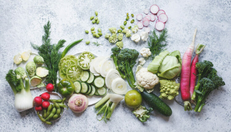 Vegane Kochboxen - vegan e1660660258140 grünes Gemüse