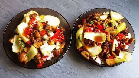 HelloFresh - hellofresh kochbox test zubereitung rezept 1 schritt 3 Kopie 1 1024x576 1 hellofresh kochbox test zubereitung rezept 1 schritt 3 Kopie 1 1024x576 1