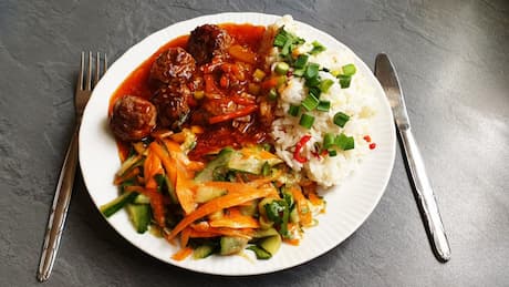 HelloFresh - hellofresh kochbox test zubereitung rezept 2 schritt 3 Kopie 1024x576 1 hellofresh kochbox test zubereitung rezept 2 schritt 3 Kopie 1024x576 1