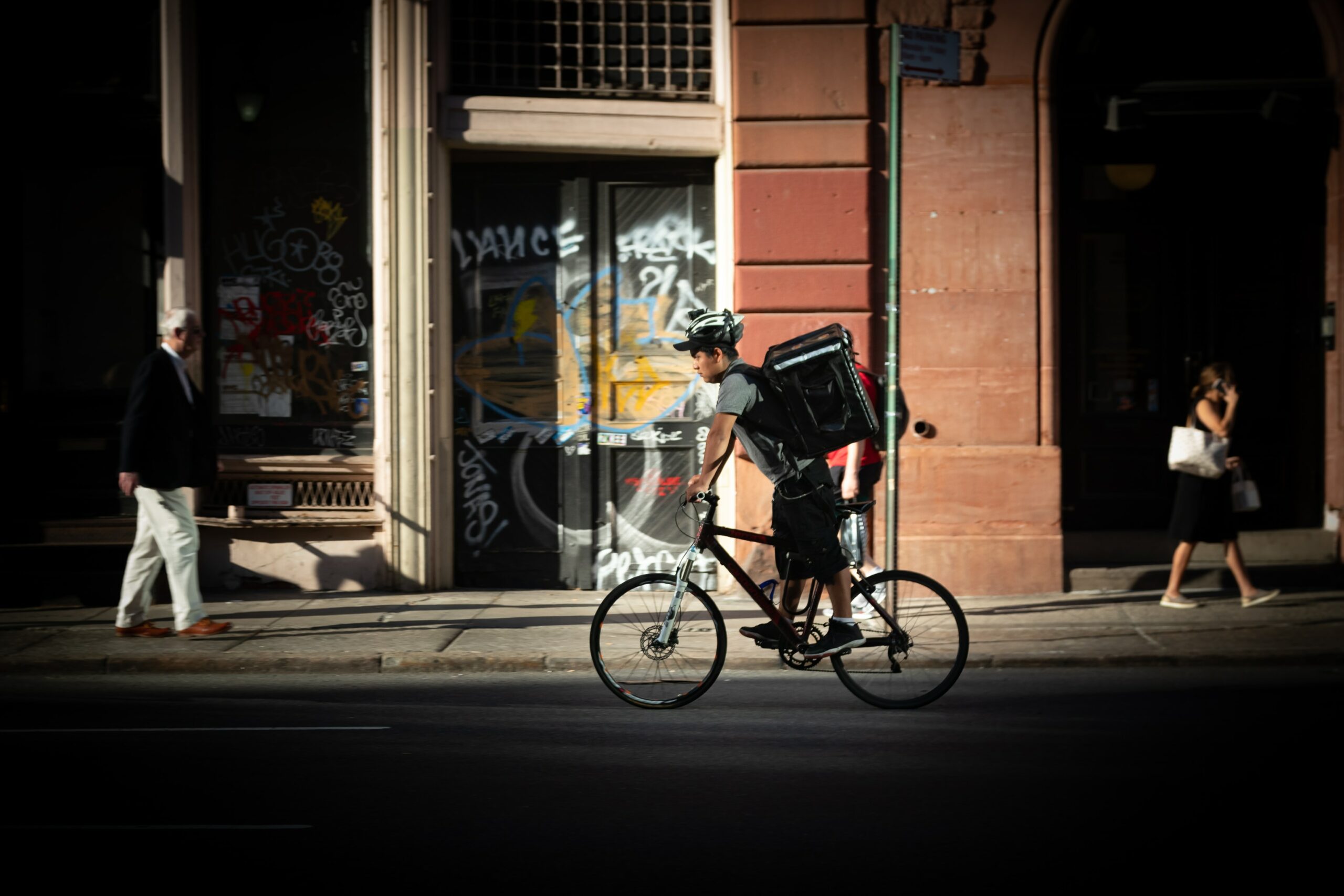 Flink vs Gorillas - patrick connor klopf pZcCZf9SqkE unsplash scaled flink vs gorillas